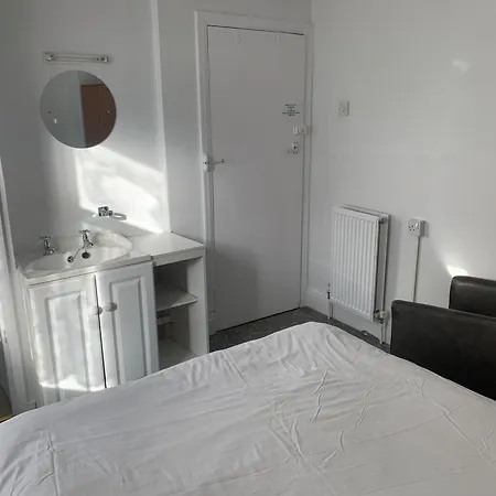 Columbus 3* Scarborough