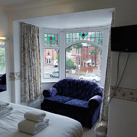 Apartahotel Columbus 3*