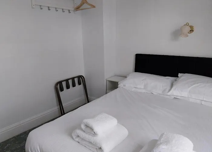 Aparthotel Columbus 3*