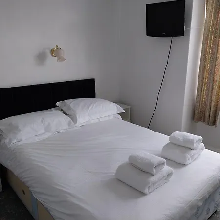 Columbus Aparthotel 3*